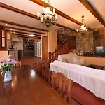 Esencia Rural En Galicia By Apartmán *